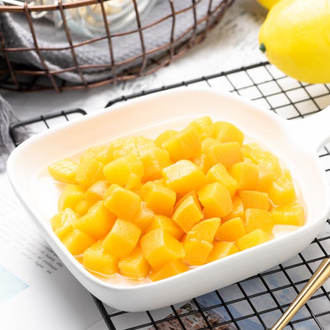 IQF Organic Yellow Peach Dices Bulk Packaged Frozen Fruits Woda Pulpa Całe kostki i połowy Słodki smak konserwowany 4