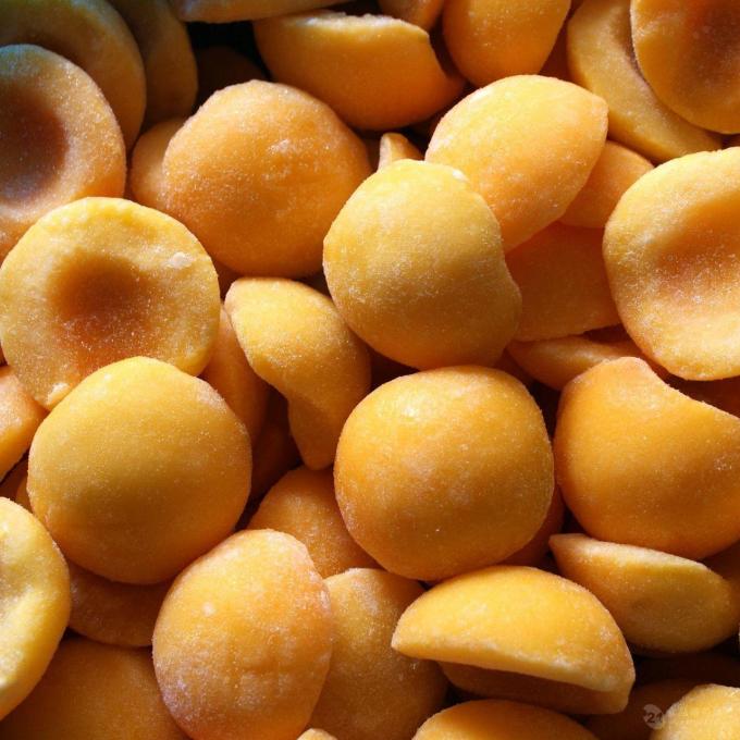 IQF Organic Ż&oacute;łta brzoskwinia Połowy Mrożone owoce Słodki smak Masowa opakowanie Woda konserwowana Pulpa Całe kostki Kości Połowy Dostępne 0